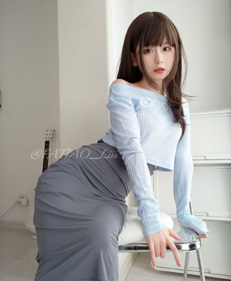 欧美青草_4K高清电影在线