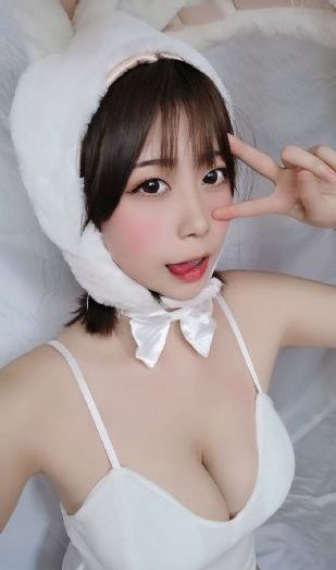 长发美女老师毛片视频_BD超清在线观看