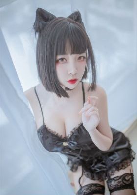 亚洲一卡二卡三卡_720动漫免费观看